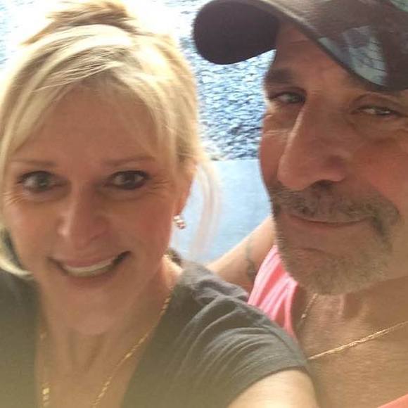 Meet your Posher, Ute - Picture 1 of 1